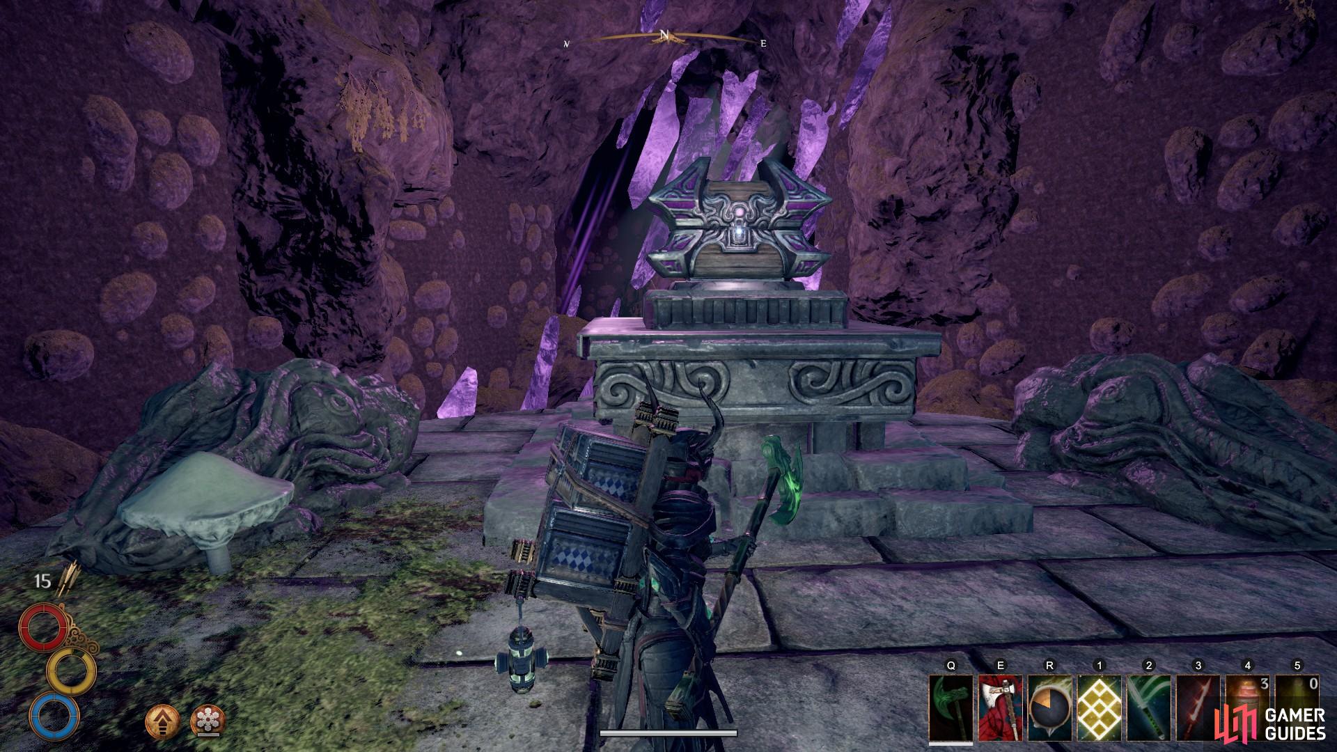 Approach the altar when the Troglodyte Queen is dead to reveal the Ornate Chest.