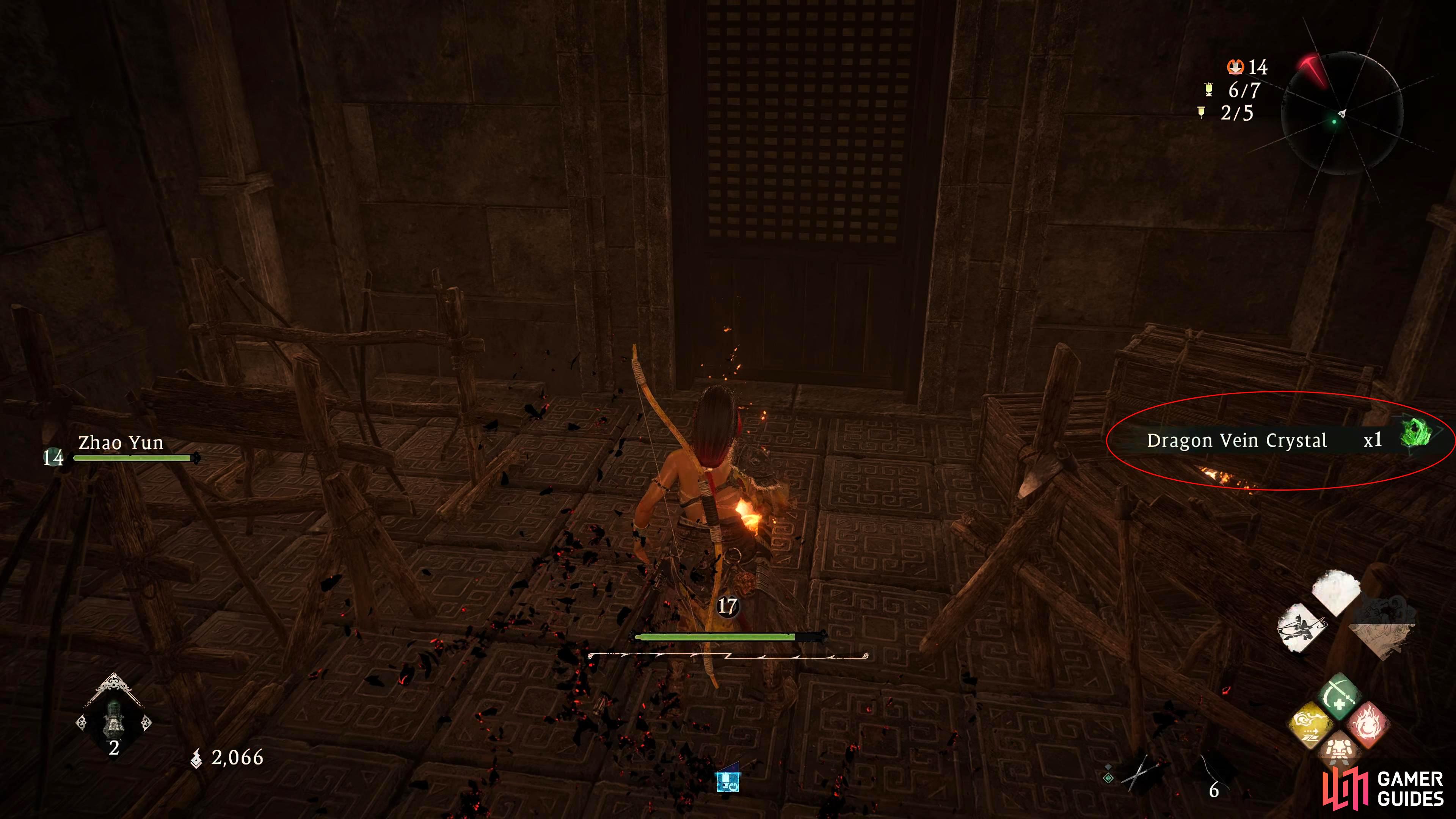 Picking up a Dragon Vein Crystal in Wo Long