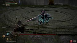 Crucible Knight Boss Fight.jpg