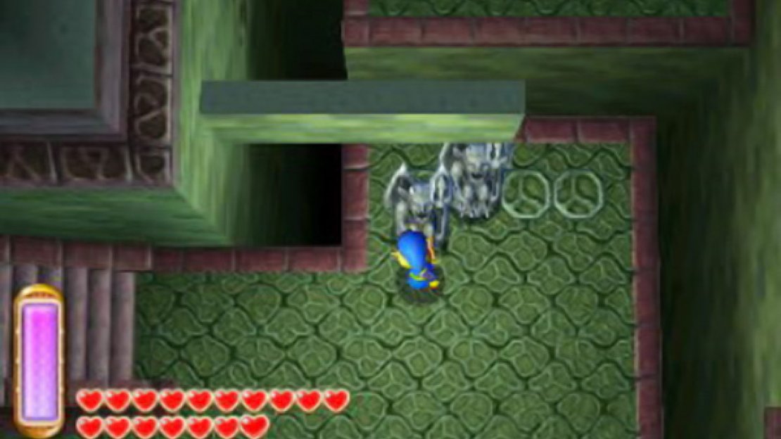 Set the two statues together on the left to line up the wall panels above you.