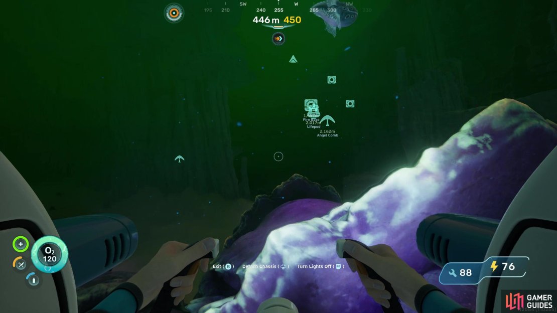 While exploration is one of the game’s strong points, some late game quest objectives see you travelling back and forth hundreds of meters between objectives, being more tedious busy-work than engaging exploration.