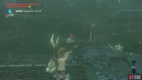 From here, you can throw bombs or shoot arrows at any nearby riders.