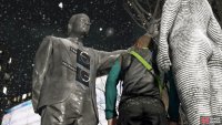 Tag the statue to remain pacifist
