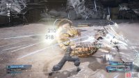 Protected from “Poison” and “Sleep”, Cloud can safely block and counterattack the Venomantis enemies.