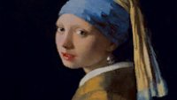The earring is a pearl earring in the authentic version
