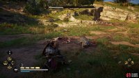Look out for raised paws, which indicate an incoming attack.