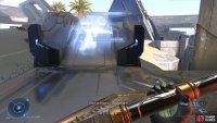 Your position will be revealed to the enemy if you begin sprinting with the flag.