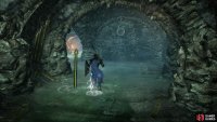 In the tunnel, head straight on while defeating the enemies.