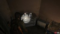 Enter the building and collect the Looting Note