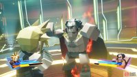 The red aura signals the three-hit combo of two hooks and an uppercut.