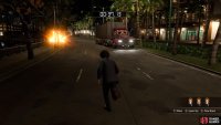 You basically have three lives to make it to the end of the street in time.